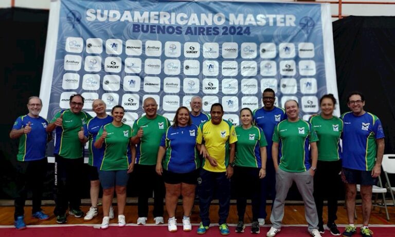 Leia mais sobre o artigo Brasil conquista nove medalhas em Campeonato Sul-Americano de Masters de Tênis de Mesa